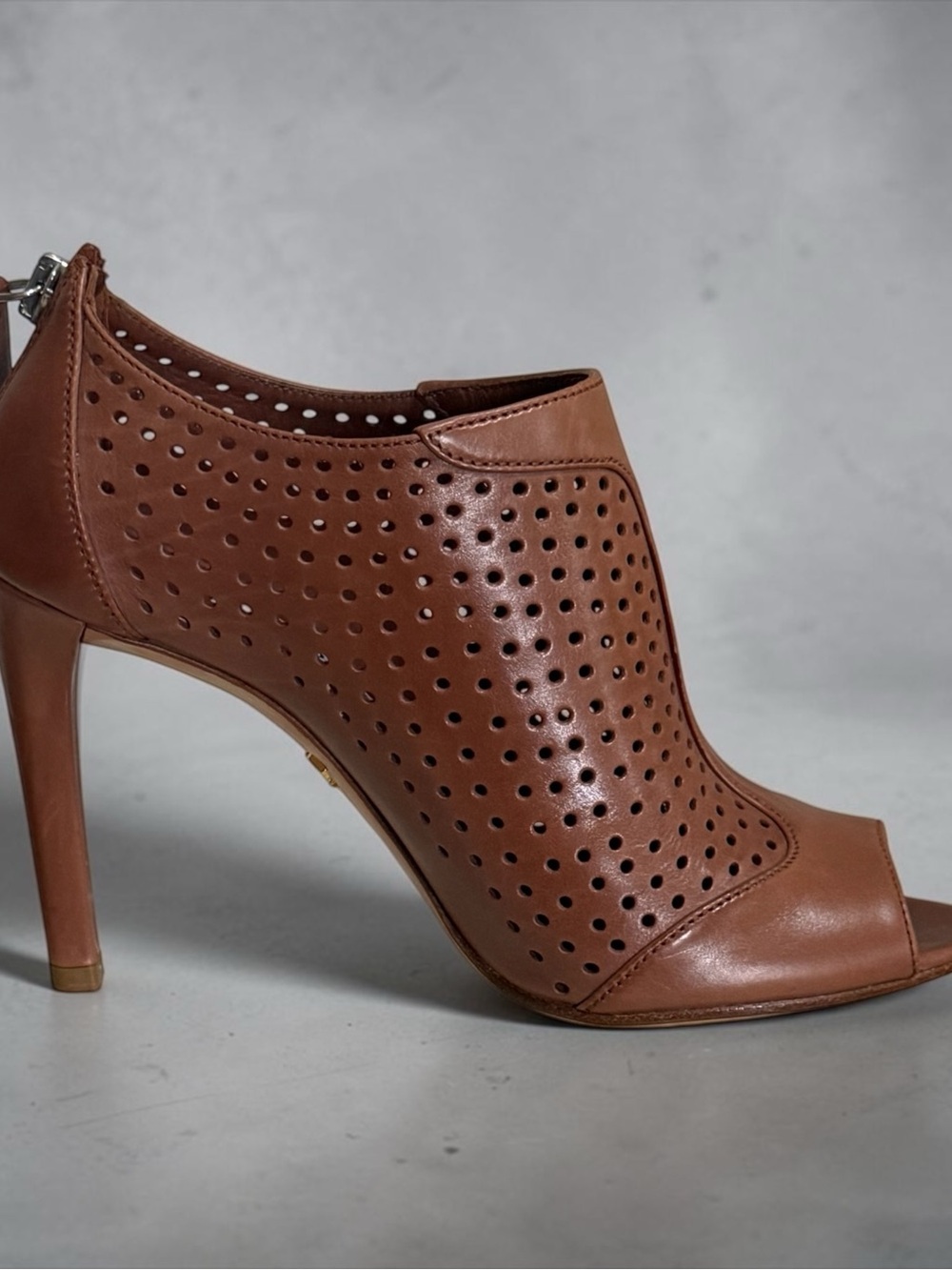 Authentic Prada Tan Perforated Peep-Toe High Heel Booties! Size 5.5 / 35.5 (EU) - Picture 7 of 14